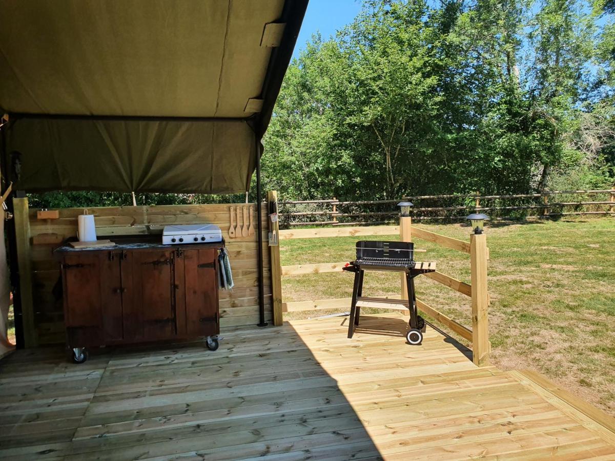 Moulin Du Pommier Glamping & Camping Saulgond Екстериор снимка