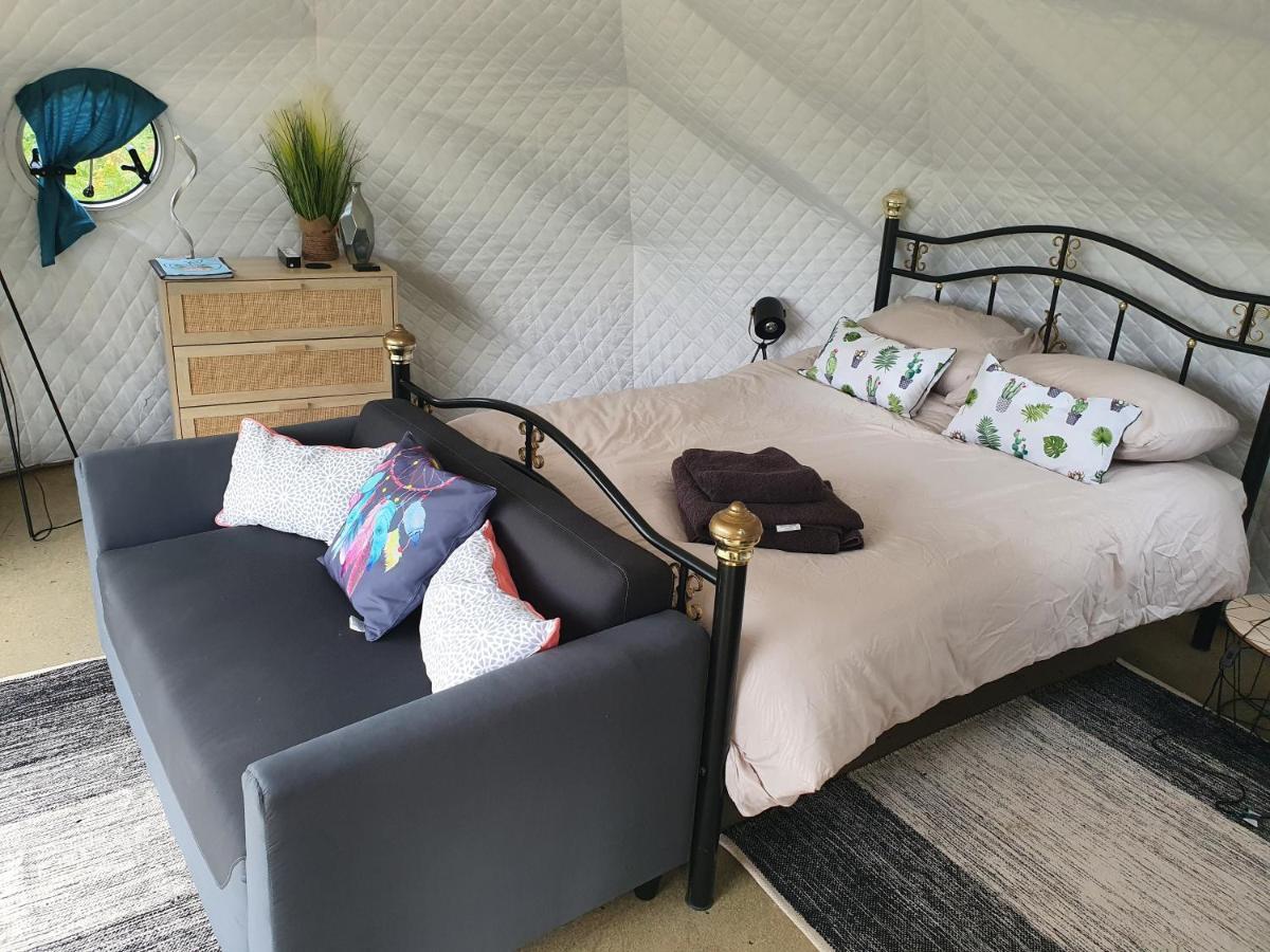 Moulin Du Pommier Glamping & Camping Saulgond Екстериор снимка