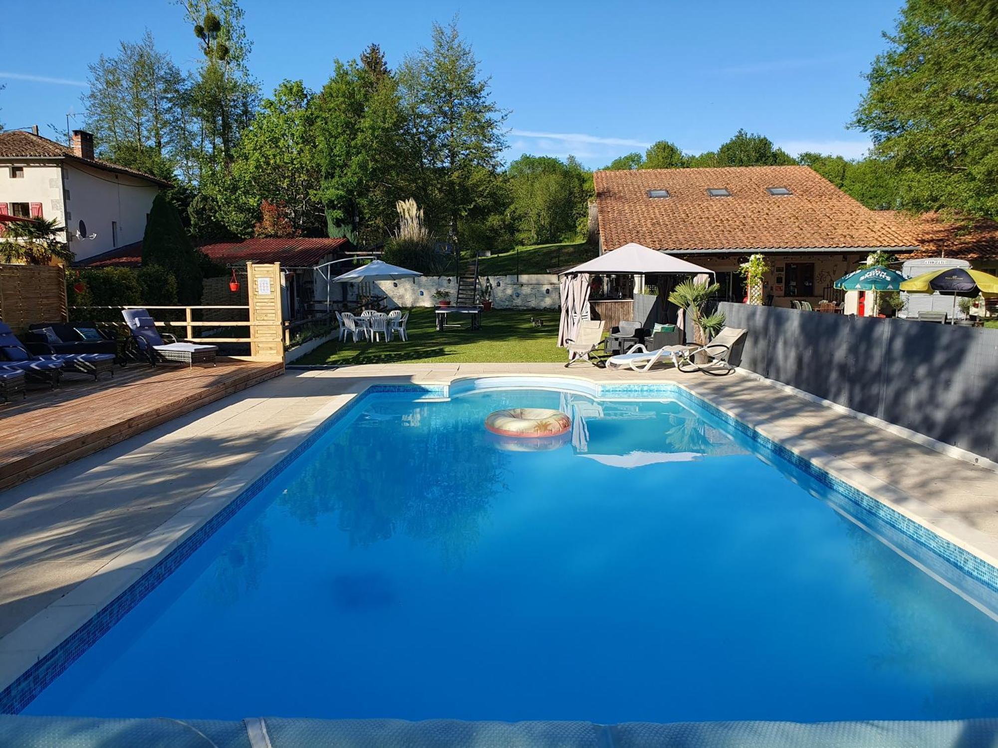 Moulin Du Pommier Glamping & Camping Saulgond Екстериор снимка