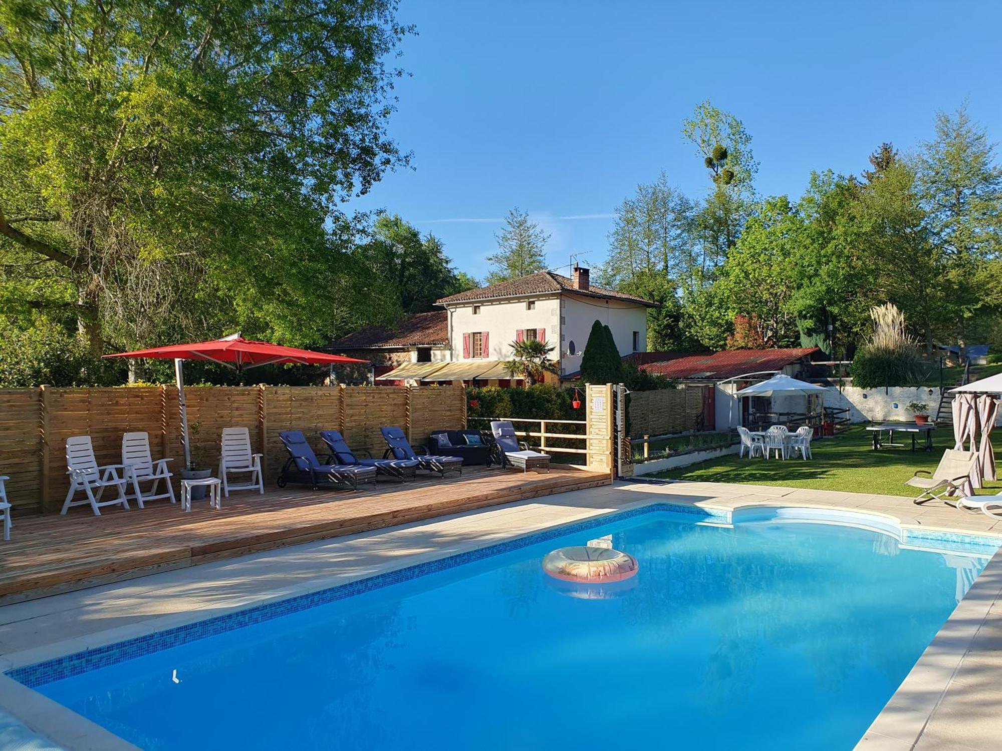 Moulin Du Pommier Glamping & Camping Saulgond Екстериор снимка